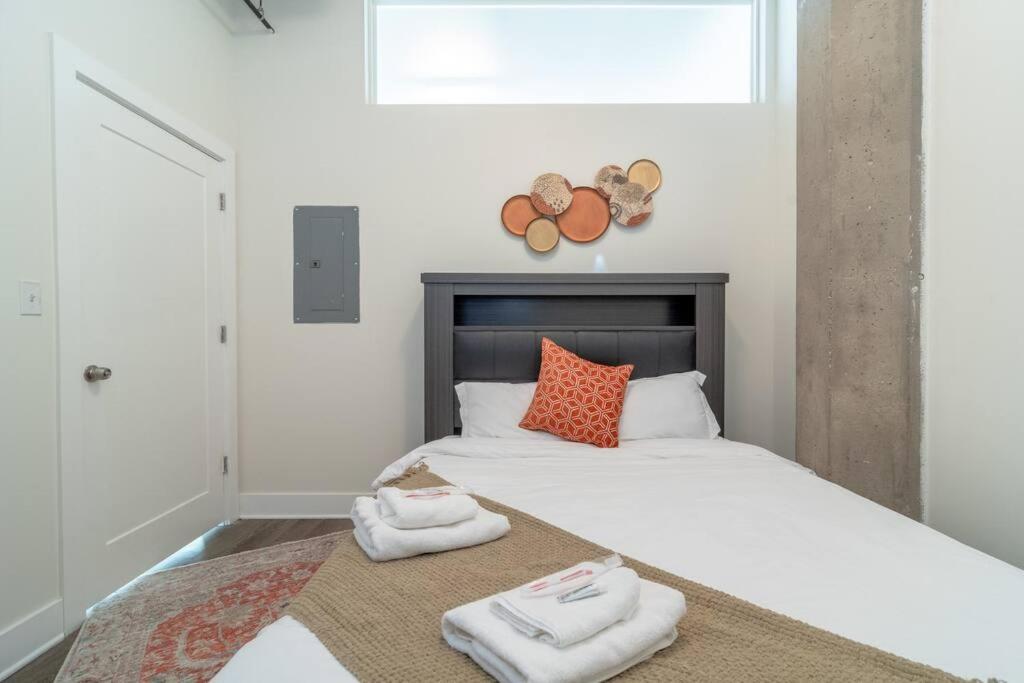 Mccormick Place With View 2br-2ba With Optional Parking That Sleeps Up To 8 * Chicago